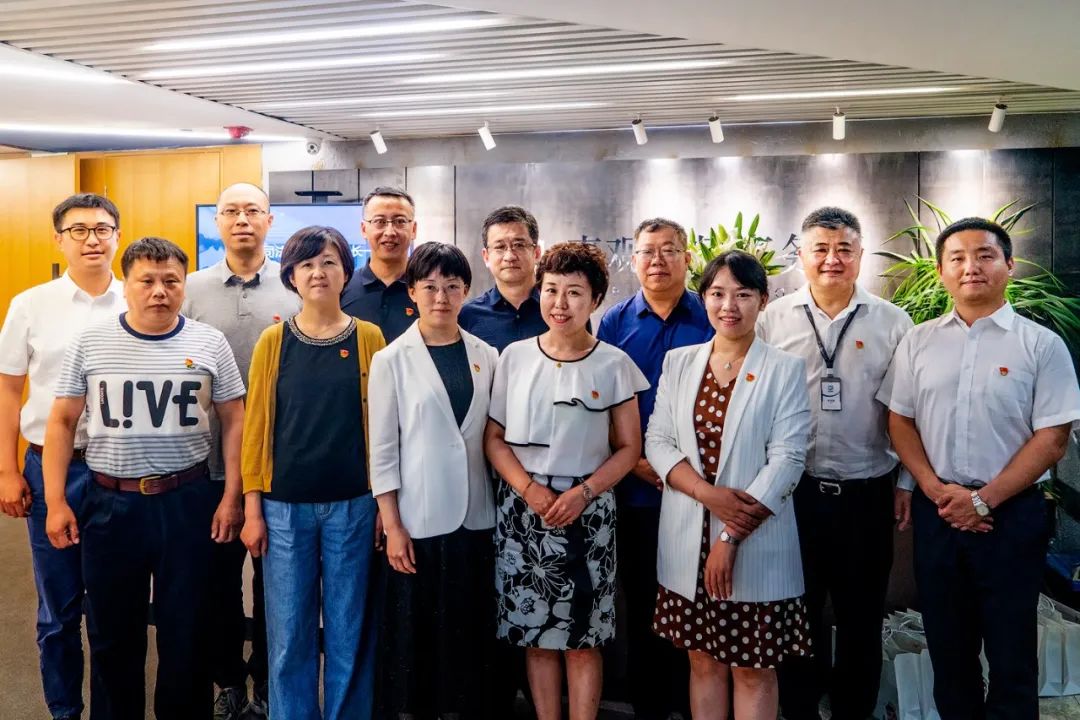 市司法局郭卫副局长带队调研政府法律服务情况